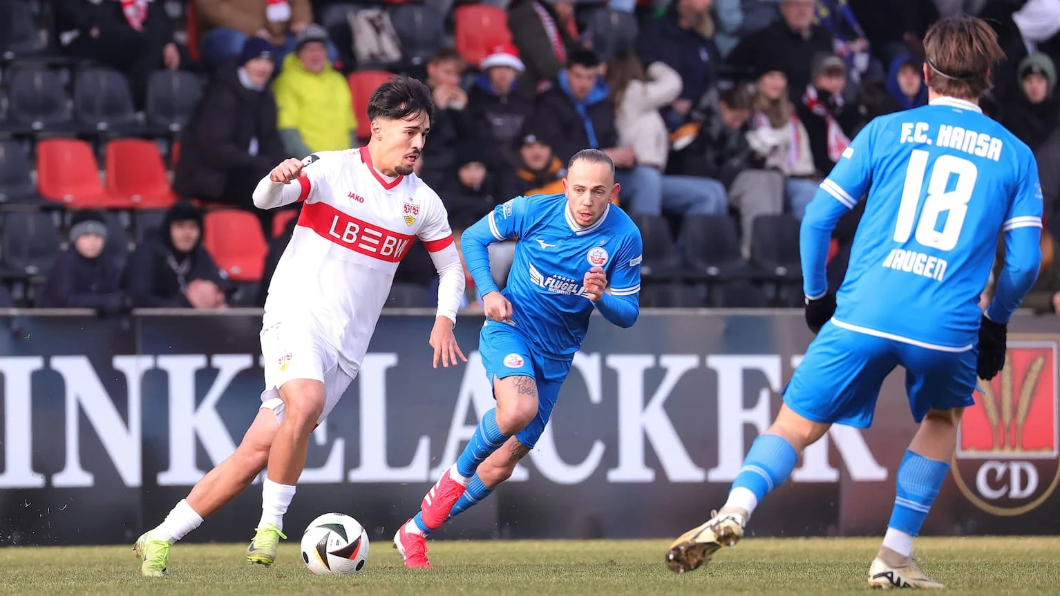 Debut Manis Dzenan Pejcinovic: VfB Stuttgart Hancurkan Hansa Rostock 4-0 di DFB-Pokal