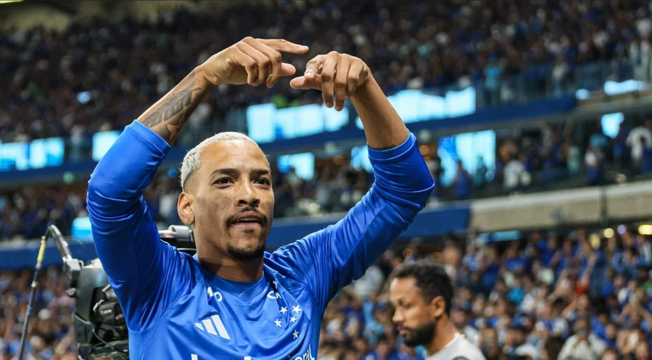 Drama di Mineirão: Matheus Pereira Jadi Pahlawan, Cruzeiro Tekuk Flamengo dalam Laga Krusial Brasileirão