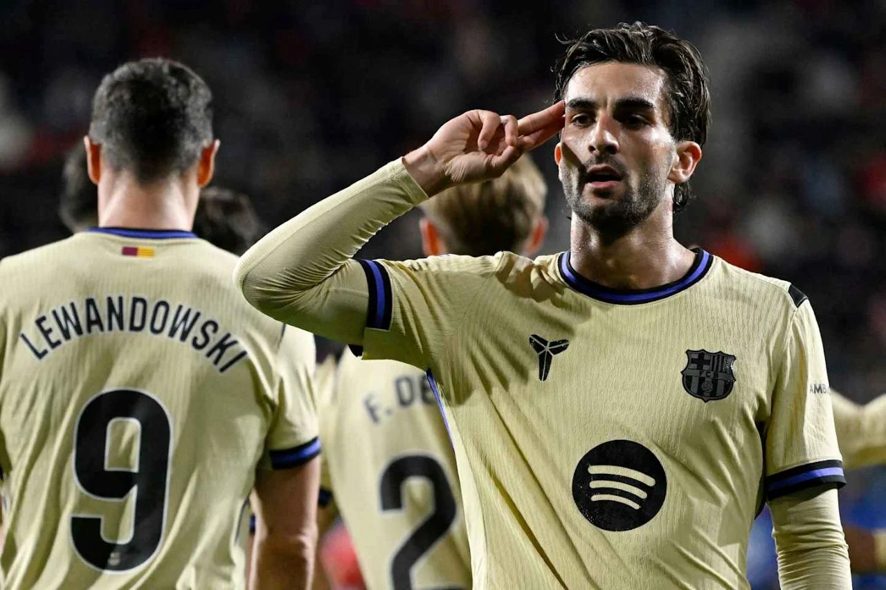 Drama Pekan Perdana: Ferran Torres Jadi Pahlawan PSG dan Aksi Solid Calvin Verdonk di Liga Prancis