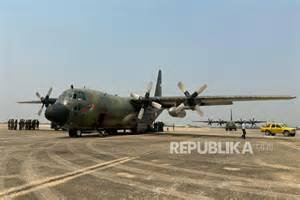 Pesawat Hercules TNI Mendarat di Lampung, Siap Dukung Penanganan Karhutla Besar di Way Kambas dengan Logistik dan Tim Pemadam