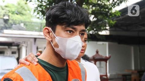 Revaldo kembali ditangkap atas dugaan narkoba, polisi menyita sabu serta peralatan hisap dalam operasi penggerebekan