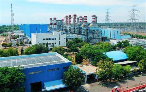 PLN Indonesia Power meluncurkan pengembangan empat proyek pembangkit listrik tenaga surya raksasa untuk memperkuat energi terbarukan