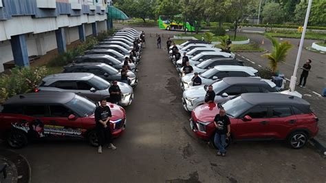 Komunitas penggemar Mitsubishi Xforce menggelar touring khusus memperingati Hari Kemerdekaan, menampilkan kebersamaan dan semangat patriotik di jalan raya