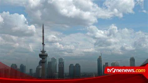 Senin mendatang, sebagian besar wilayah DKI Jakarta diprediksi akan cerah berawan pada siang dan sore hari, menurut prakiraan BMKG