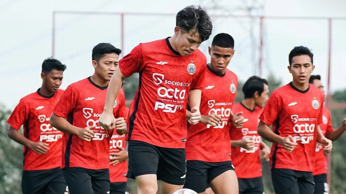 Solusi Lini Depan Macan Kemayoran: Profil Lengkap Alexander Jeremejeff, Striker Raksasa Eks Eropa