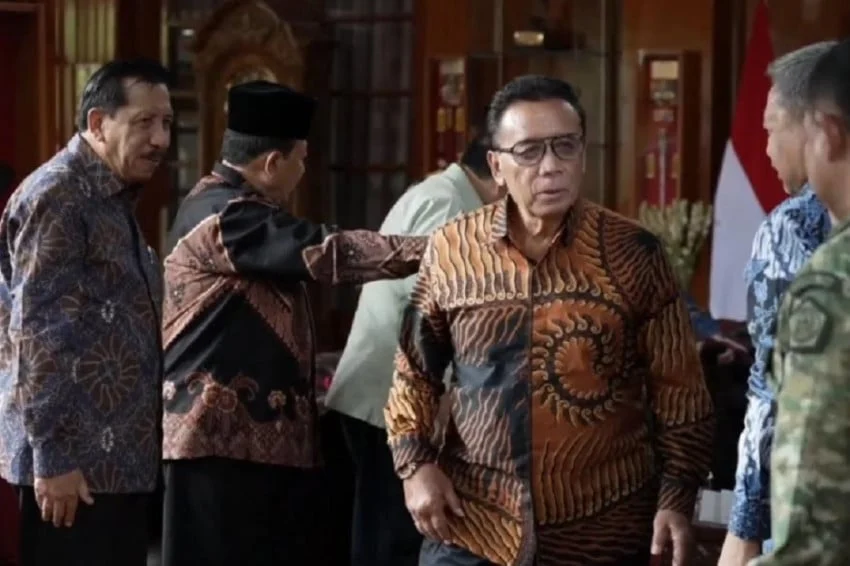 Sorotan Tajam Purnawirawan TNI: Dari Kritik Pencalonan Gibran hingga Upaya Menjaga Perdamaian Aceh