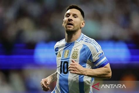 Lionel Messi resmi mengumumkan pensiun dari tim nasional Argentina, menutup era gemilang sang legenda