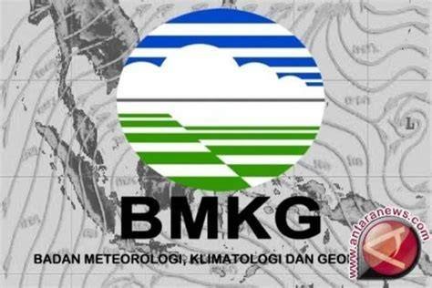 BMKG melaporkan bahwa pada hari Kamis mayoritas wilayah Indonesia diselimuti awan tebal, memengaruhi kondisi cuaca secara nasional