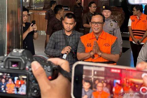 Ardito Wijaya memutuskan tidak mengajukan banding, memilih menerima vonis penjara lima tahun atas kasus yang dipersengketakan