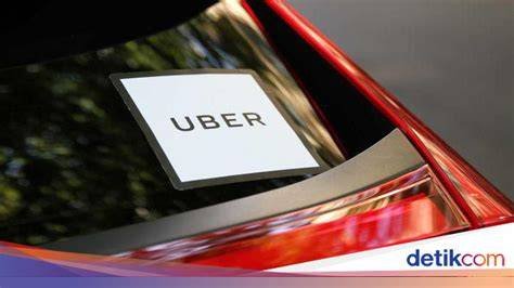 Uber umumkan PHK 3.300 karyawan, sementara robotaxi mulai mengancam taksi konvensional di pasar global