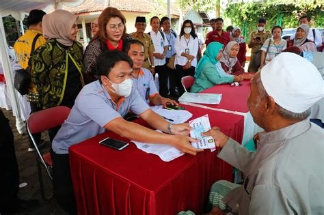 Kemensos selidiki dugaan 1,4 juta penerima bantuan sosial yang diduga melakukan penipuan atau main judul dalam program