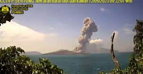 BNPB menyiapkan Operasi Mitigasi Cepat (OMC) guna menurunkan akumulasi abu erupsi Anak Krakatau, dengan fokus pada pembersihan wilayah kritis dan perlindungan kesehatan masyarakat