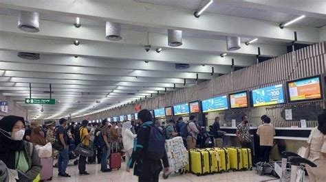 Menhub mengumumkan bahwa bandara alternatif akan beroperasi 24 jam nonstop selama delapan bandara utama tutup, memastikan kelancaran penerbangan