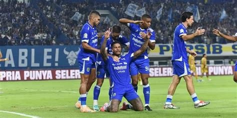 Di BRI Super League, Persib menaklukkan lawan, sementara Darije Kalezic mengakui Balsa Sekulic menjadi mimpi buruk bagi PSM di laga krusial