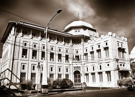 Rahasia di Balik Gedung Tua Semarang: Eks Jiwasraya Siap Bertransformasi Jadi Museum Fotografi Nasional