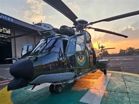 Helikopter TNI AU Curahkan 15 Ton Air untuk Memadamkan Kebakaran TPA Galuga di Bogor, Upaya Cepat Kendalikan Api