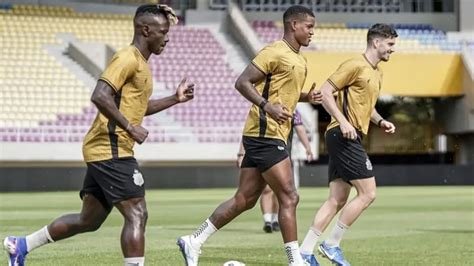 Moussa Sidibe yang kini dipercaya menjadi kapten Bhayangkara mengungkap motivasi tambahan yang mendorongnya bergabung dengan tim tersebut